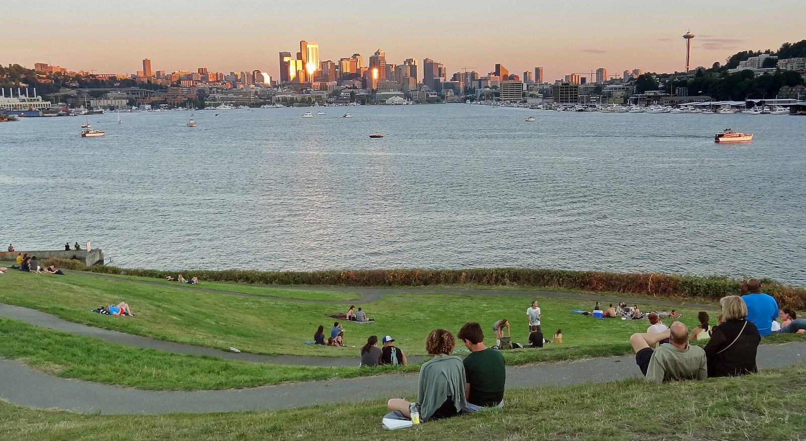 The downtown skyline across Lake Union from Gas Works Park